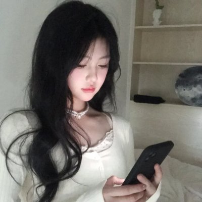 芒果和红色轮椅